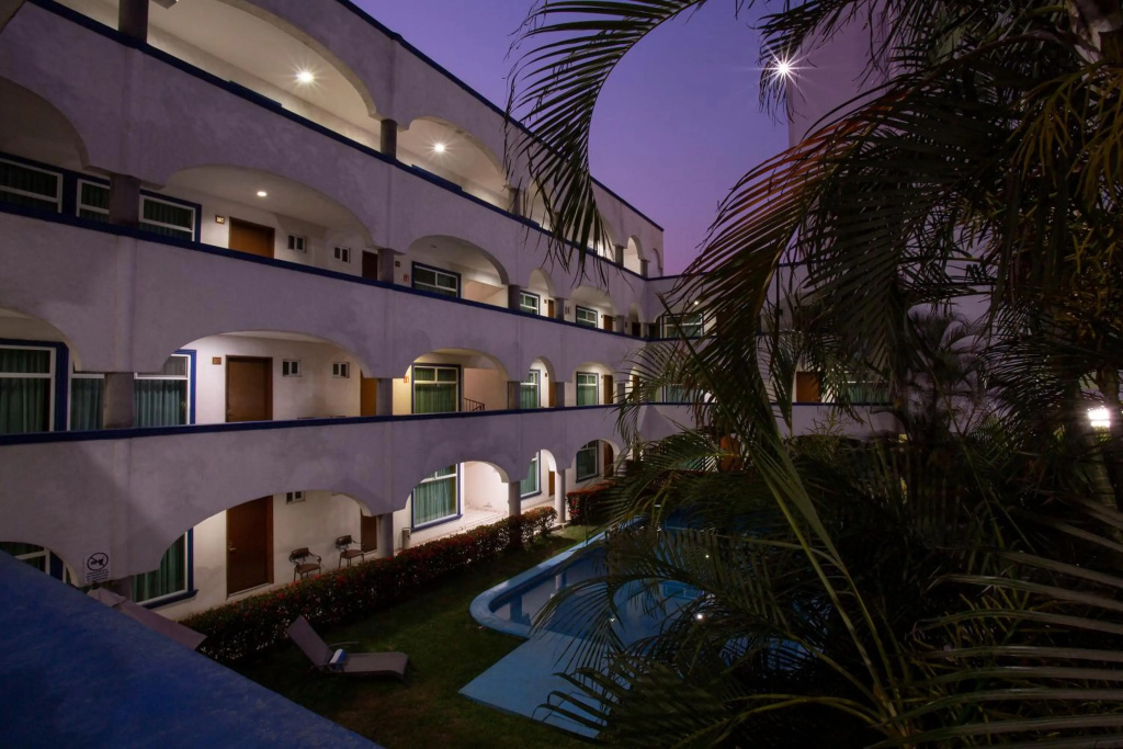 Hotel photo 13