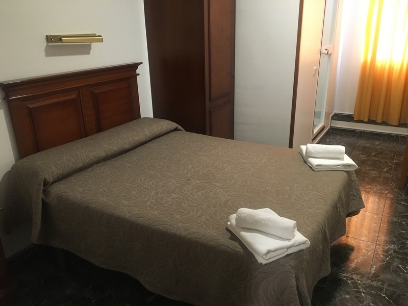 Двухместный номер Standard двуспальная кровать в Hostal Conchita Legazpi
