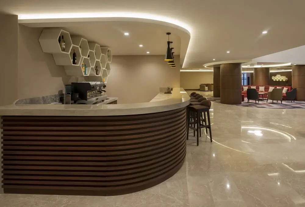 Lobby & Reception
