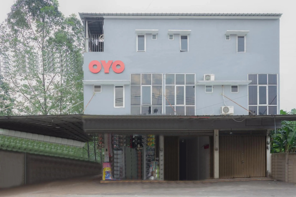 OYO 390 77 Residency