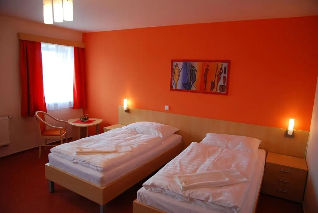 Economy room