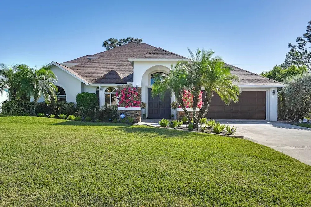 Modern Naples Oasis w/ Saltwater Pool & Jacuzzi!