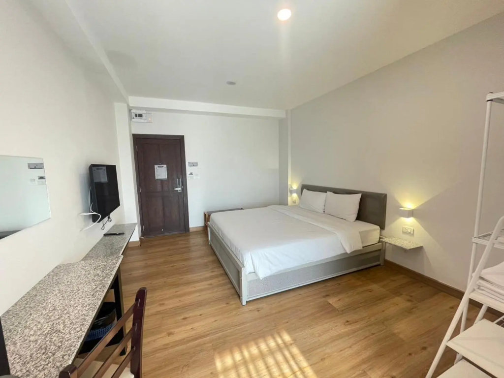 Chonlapruk Lakeside Hotel — 5