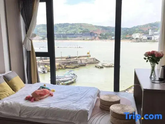 Standard Double room with sea view (full double bed)