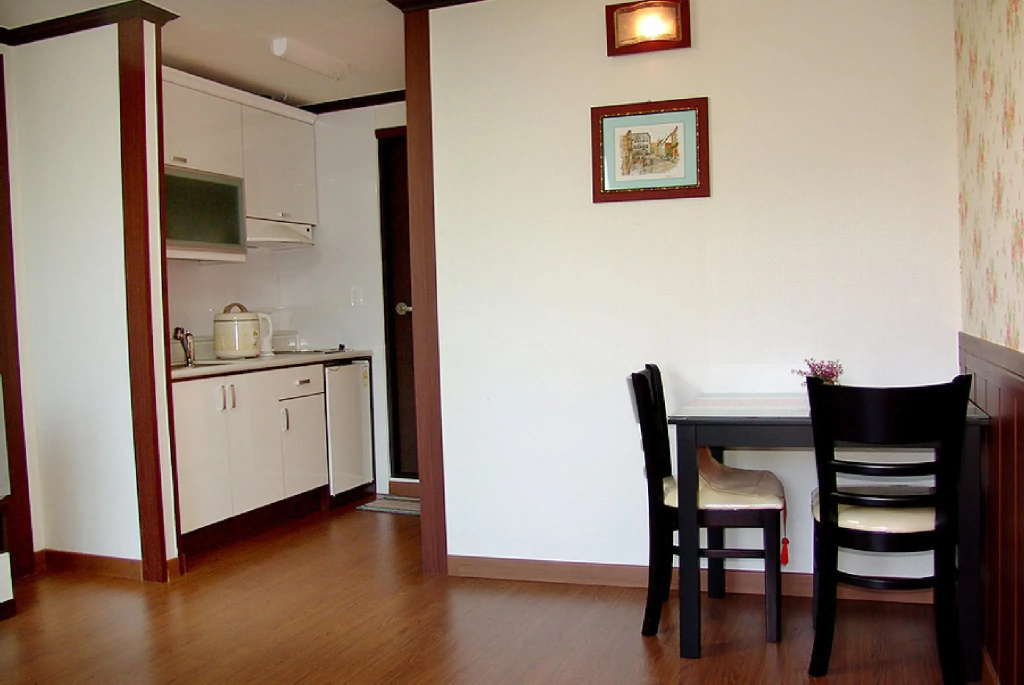 1 Bedroom Standard Family room