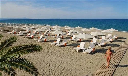 Beach & Waterfront