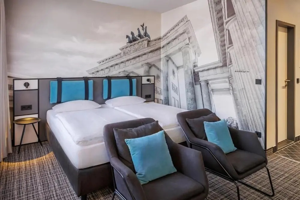 Urban Double room (full double bed)