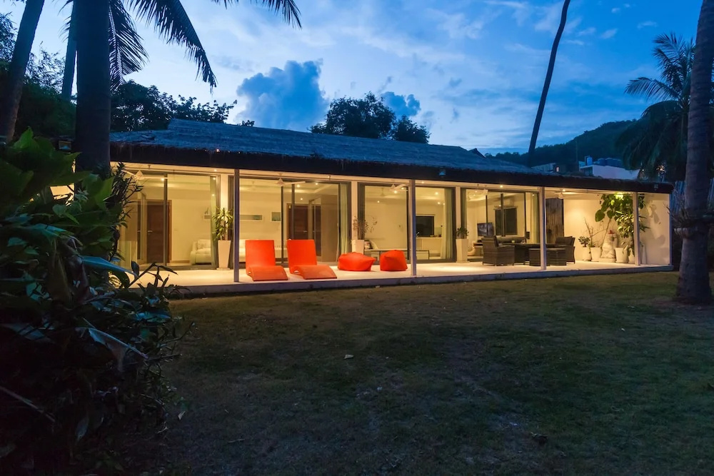 Beachfront Villa