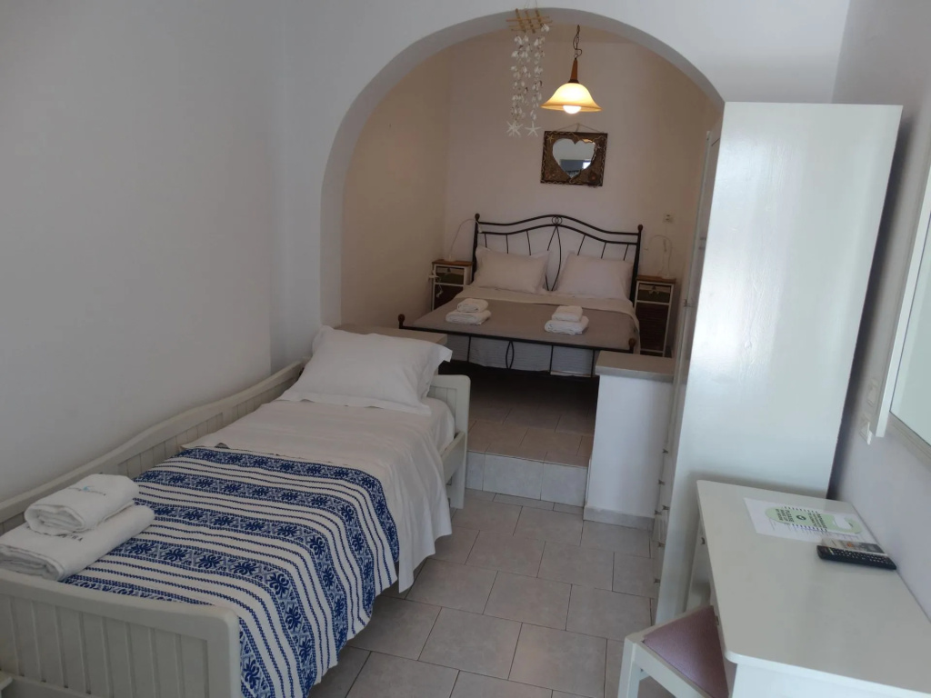 Economy room