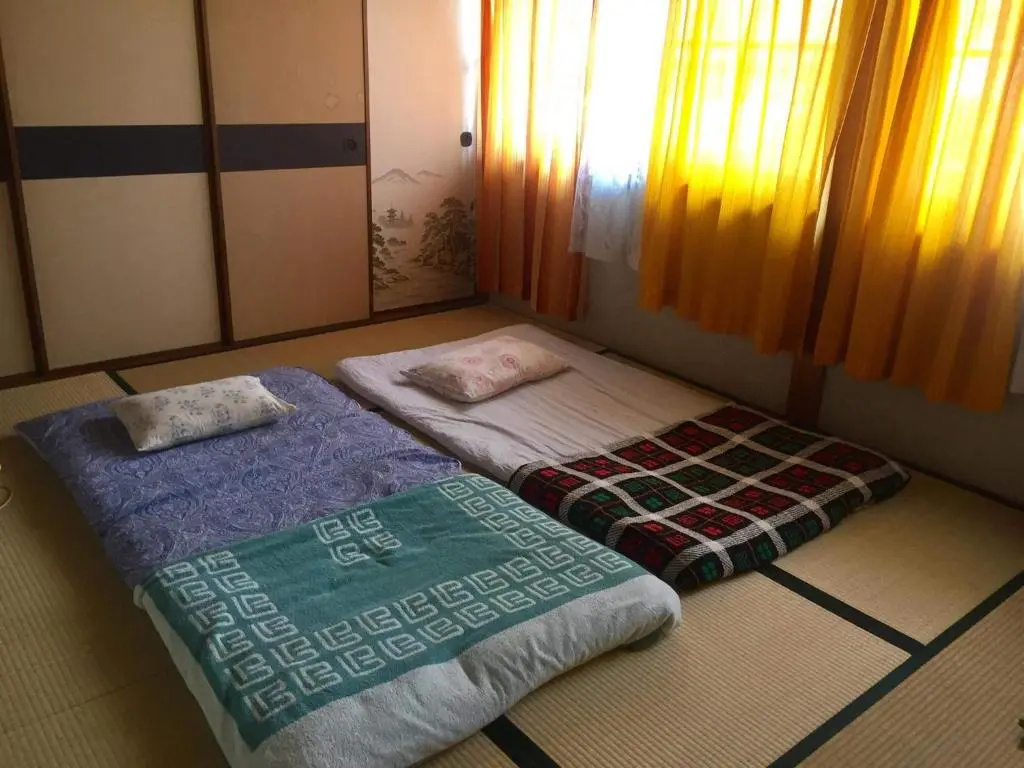 Economy room