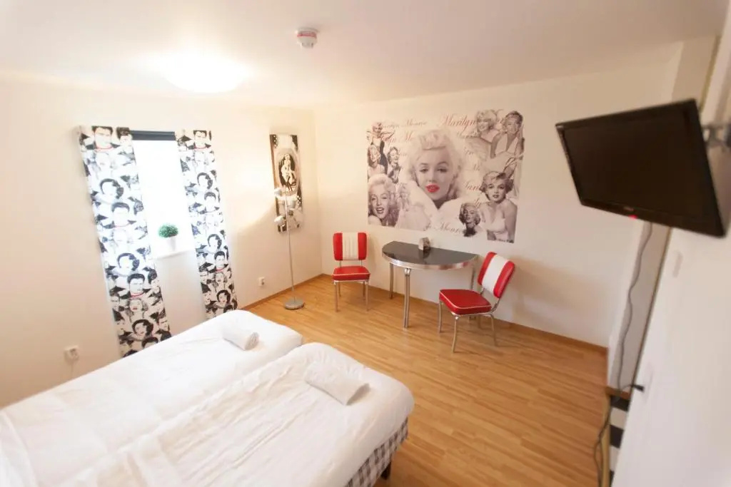 Standard Double room (full double bed)