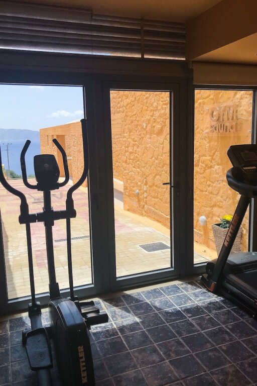 Ravdoucha Epavlis - Villa Eleni 4 *