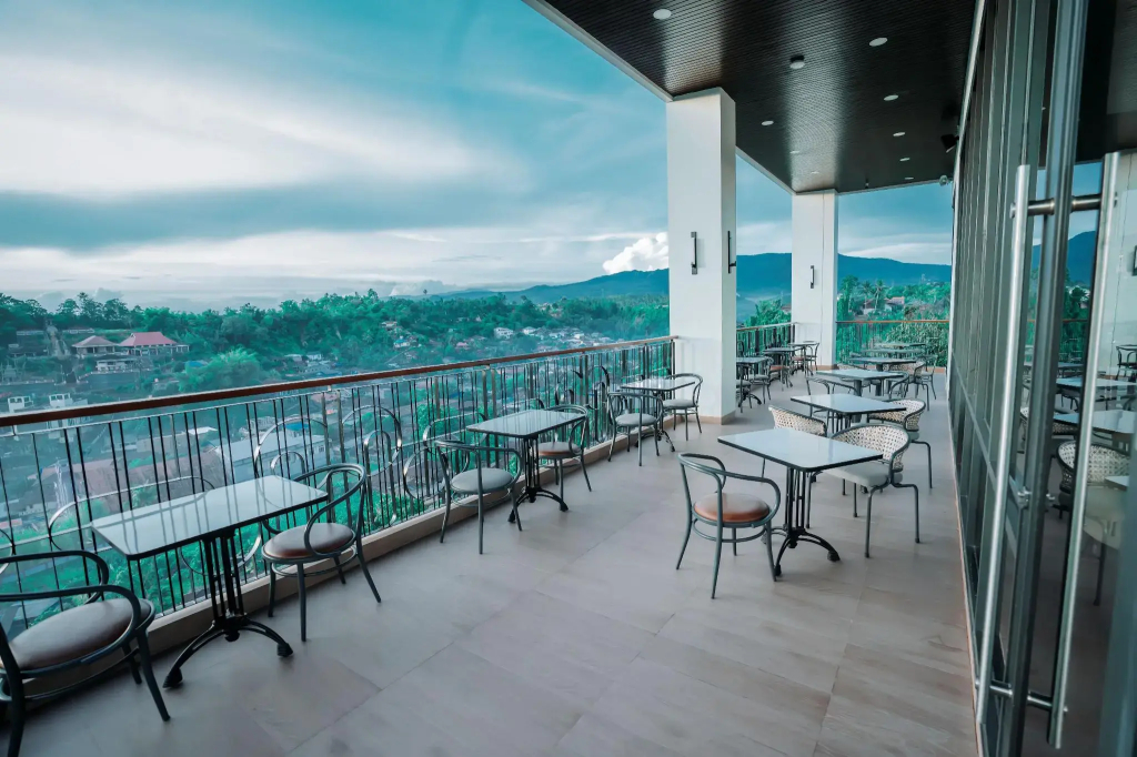 Luwansa Hotel & Convention Center Manado - фото 21