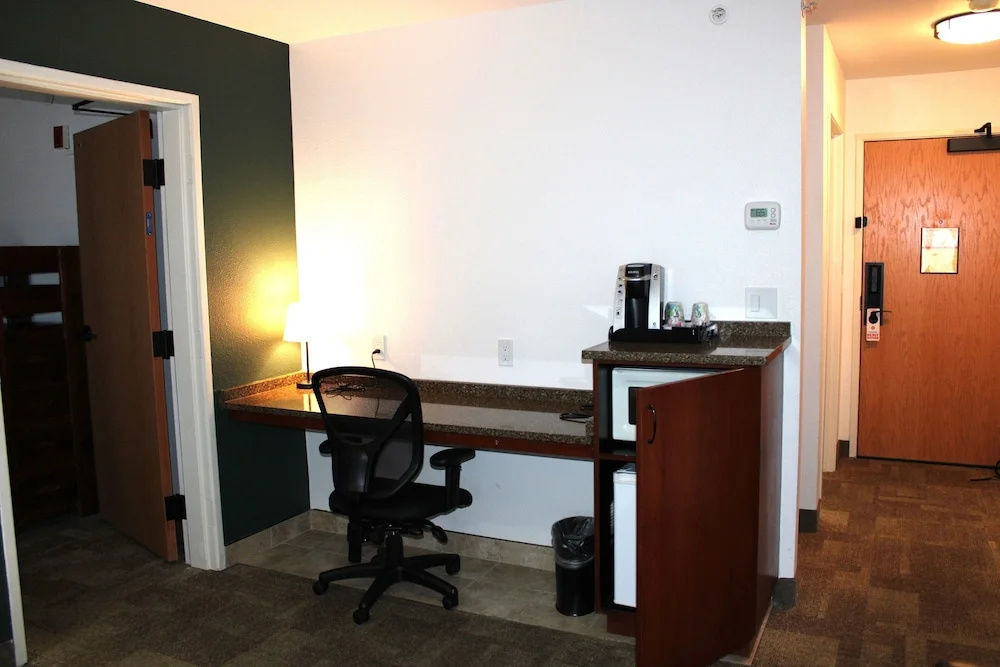 Boothill Inn And Suites - Général