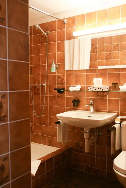 2 Bedrooms Standard Quadruple room with mountain view