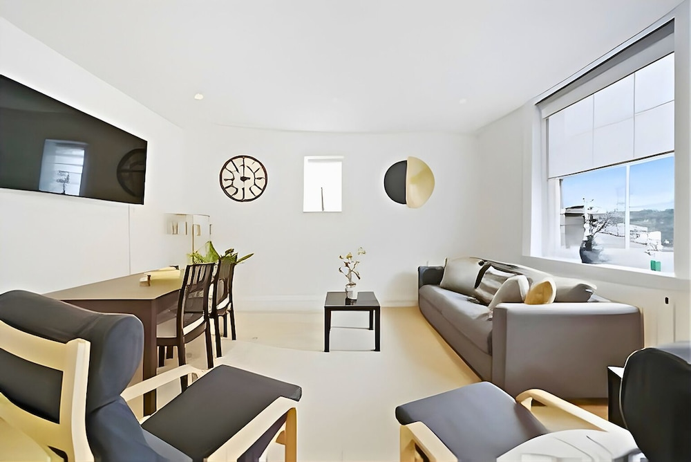 Charming 1-Bed Apartment in Lewisham