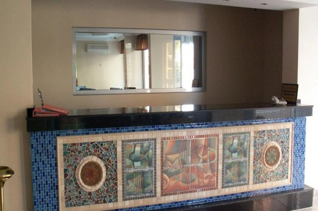 Lobby & Reception