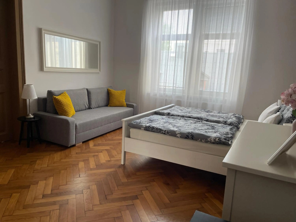 Golden Key Apartments