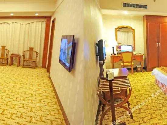 Deluxe Suite