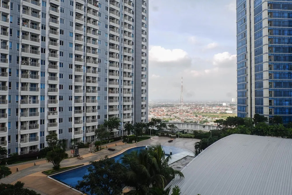 Restful Studio Apartment at Orchard Supermall Mansion