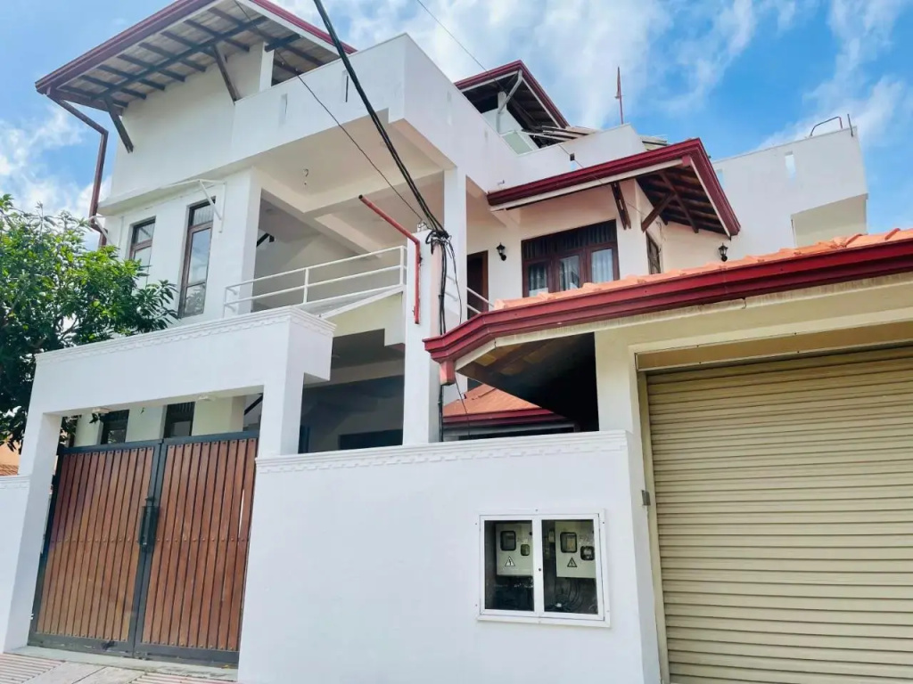Grand Residence Negombo