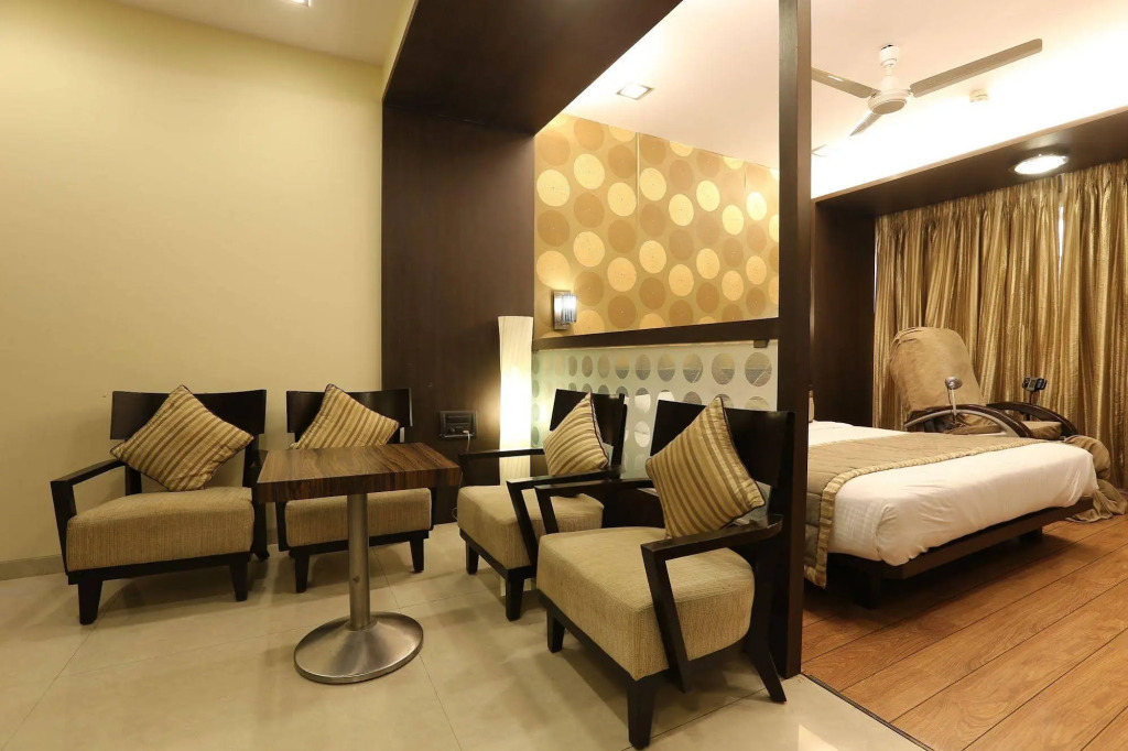 Hotel Silver Inn by null