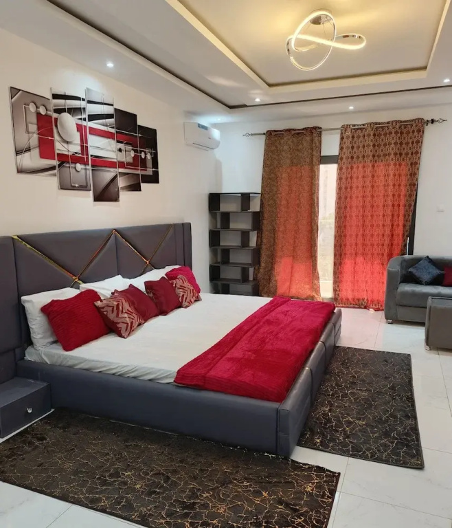 Standard Double room with courtyard view (full double bed)