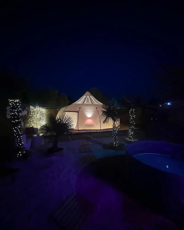 Tent