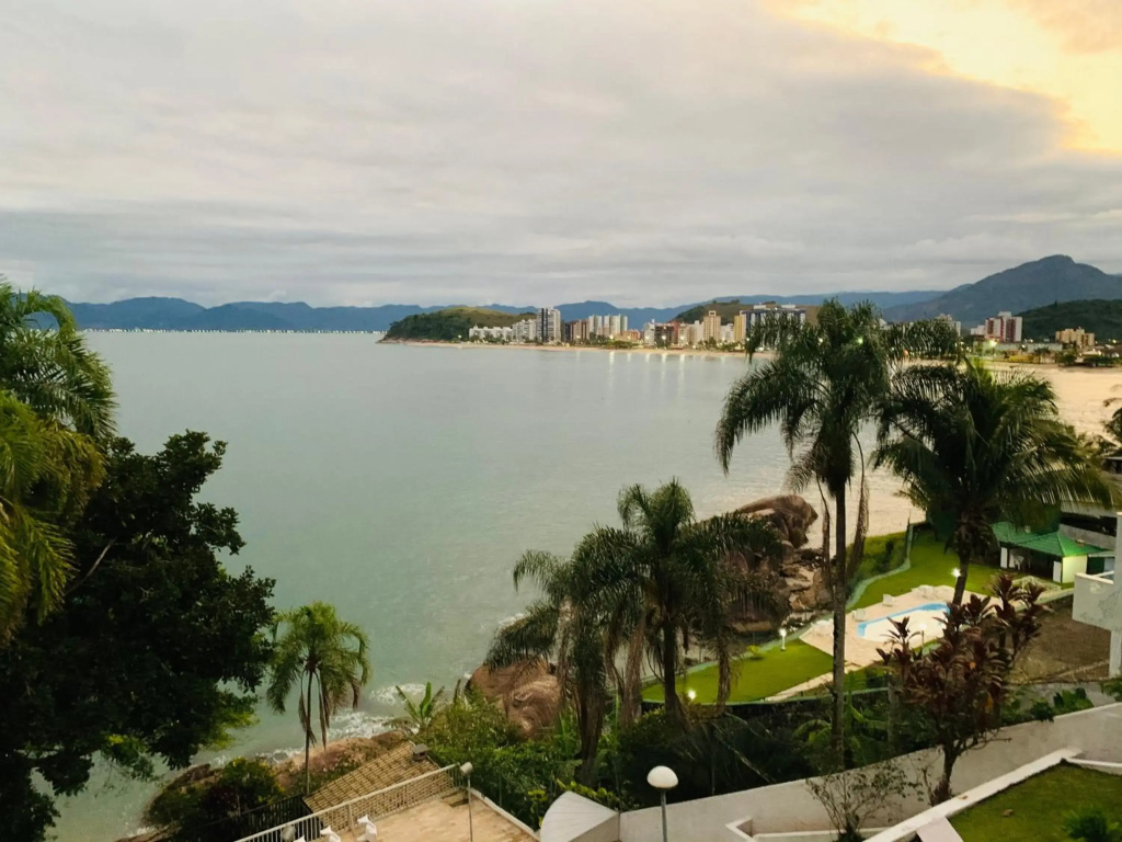 Lindo Duplex Pé Na Areia com Praia Privativa