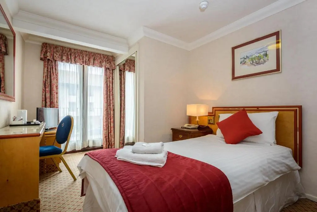 Russell Hotel - Chambres