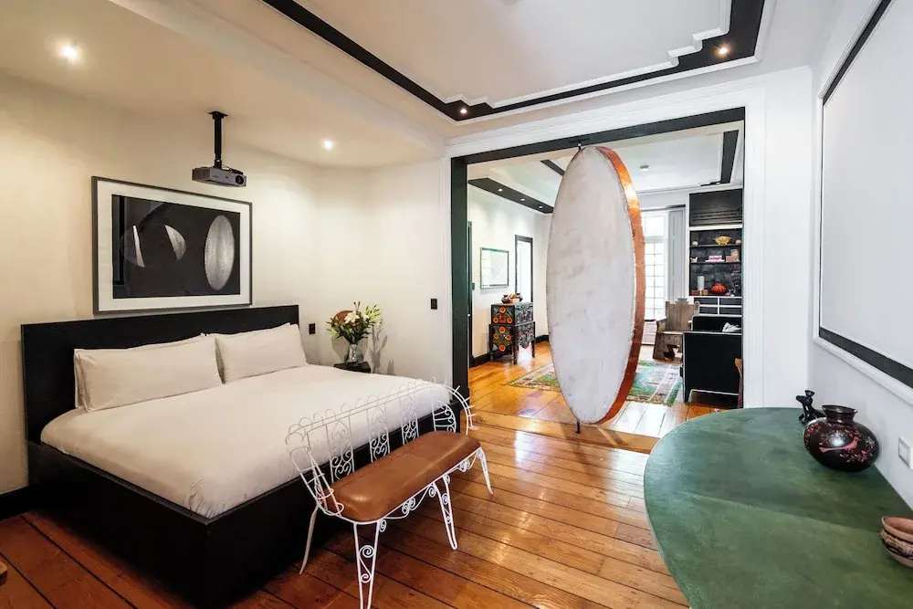 Suite with balcony