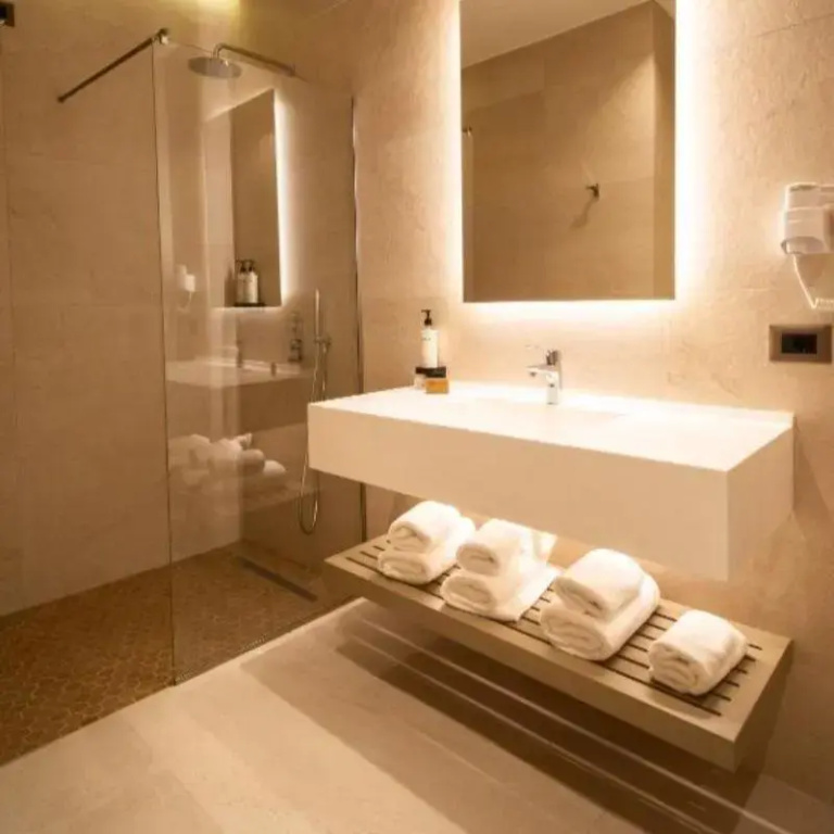 Standard Double room with balcony and with sea view (twin beds)