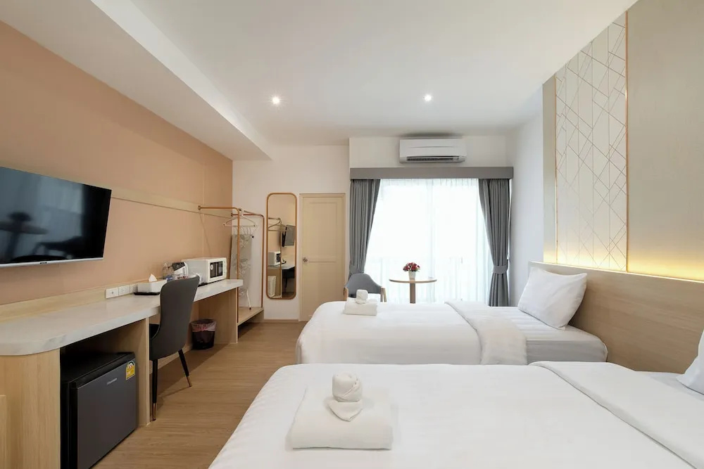 Deluxe Double room (twin beds)