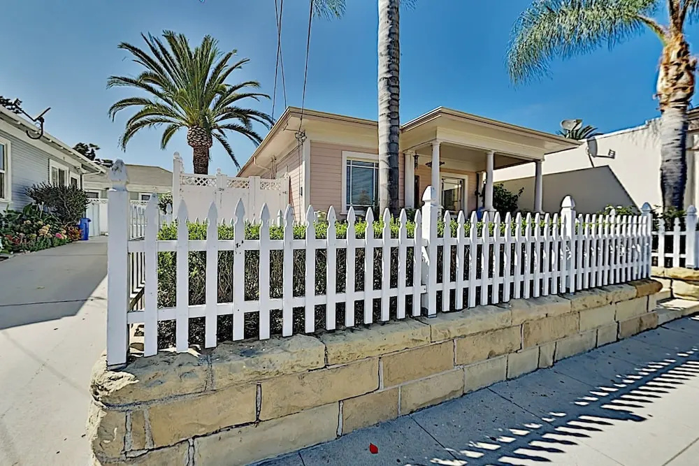 130wfigu 2 Bedroom Home