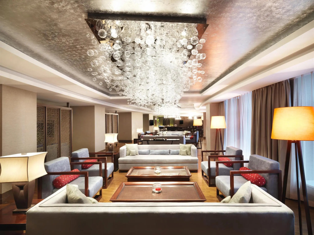 Lobby & Reception