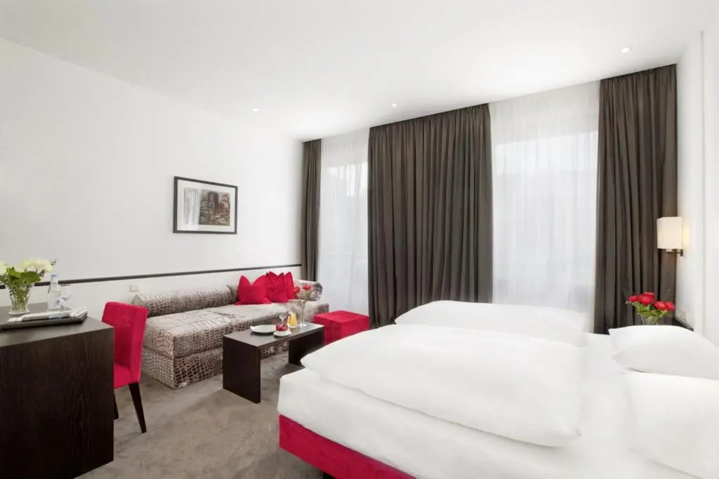 Superior Double room (full double bed)