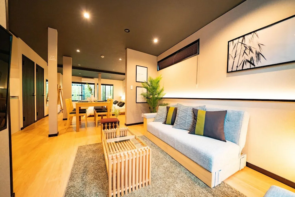 Premium Suite