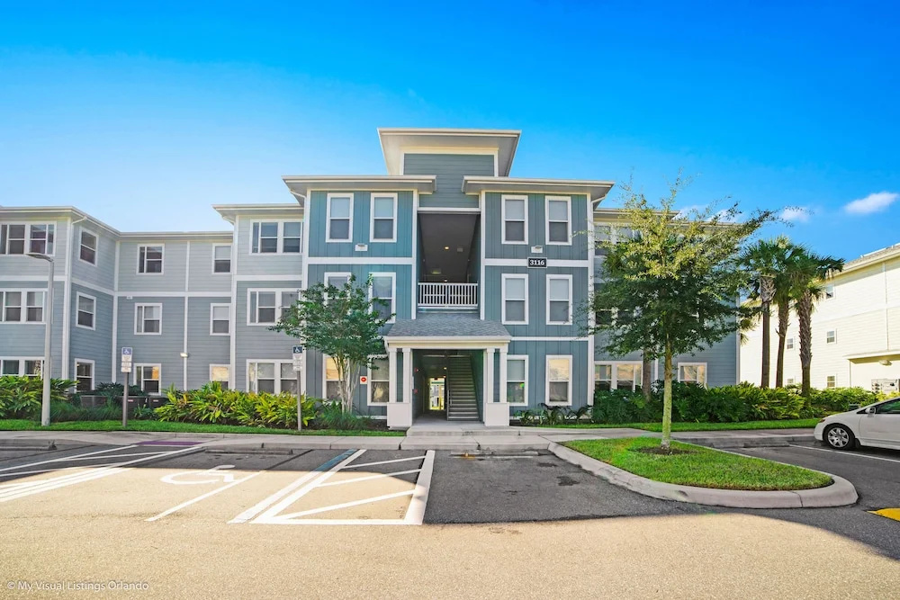 Clean, Cozy & Chic Apartment. CDC Cleaning Standards! Just 3 Miles From Disney