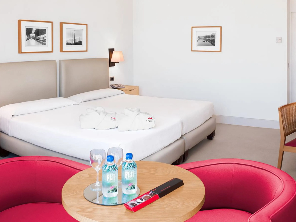 Stylish Double room (full double bed)