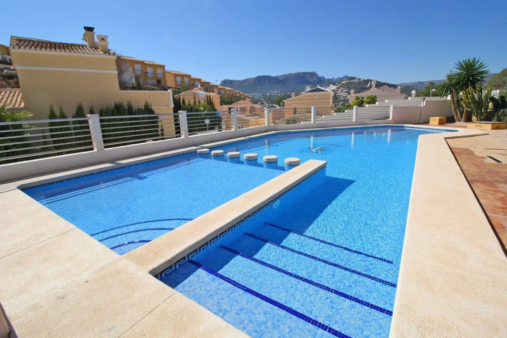 Lila Rosa Costa Calpe - Général