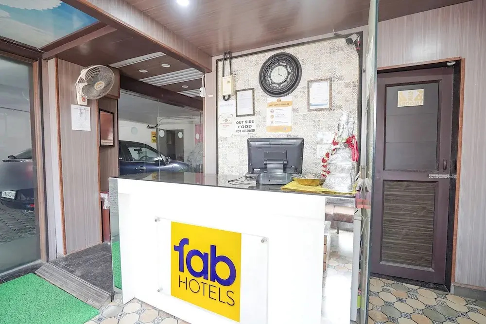 Fabhotel Krishna Heights