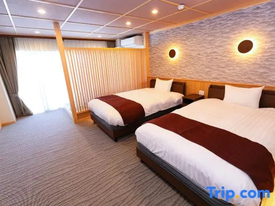Standard Double room with mountain view (full double bed)