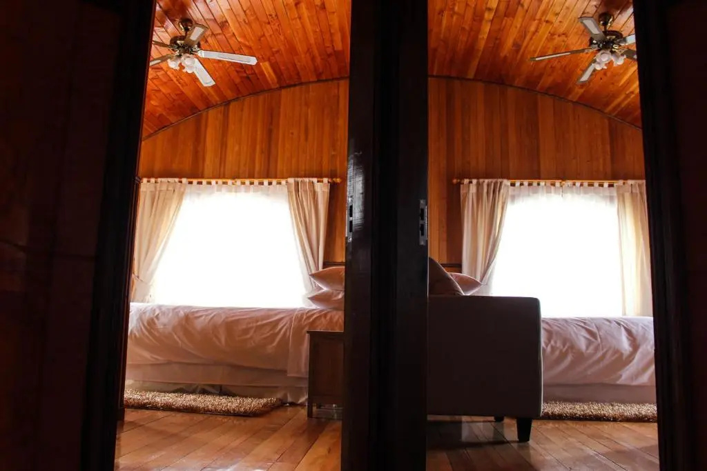 Standard Double room with balcony (full double bed)