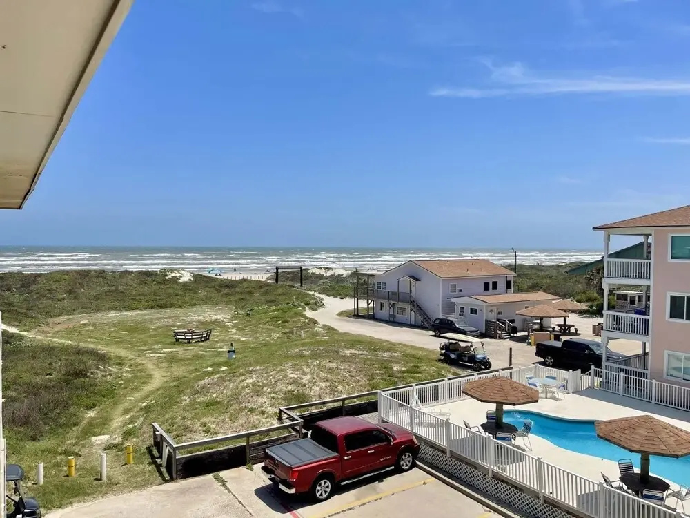 Beachgate Condo Suites And Hotel 533 1 Bedroom Condo