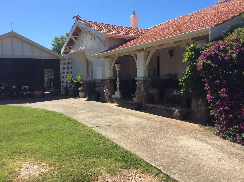 Rosalynda BnB by the sea