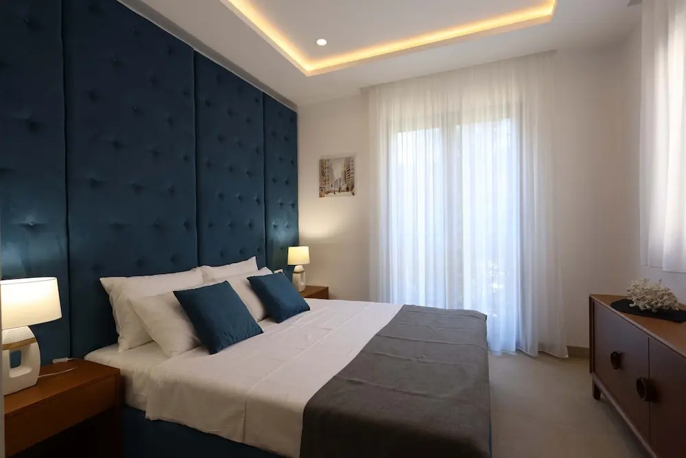 1 Bedroom Apartment with balcony and with sea view