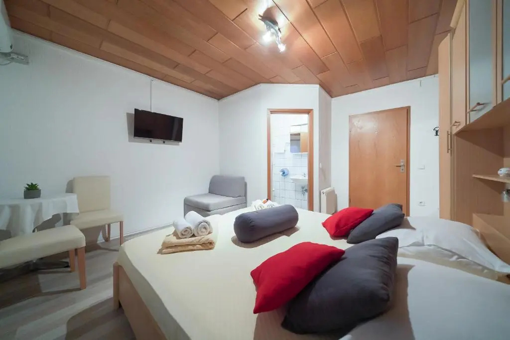 Lanterna Rooms - Chambres