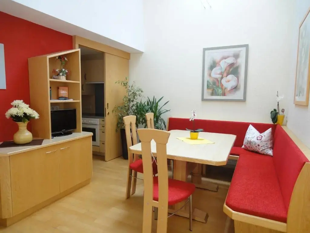 2 Bedrooms Apartment with balcony