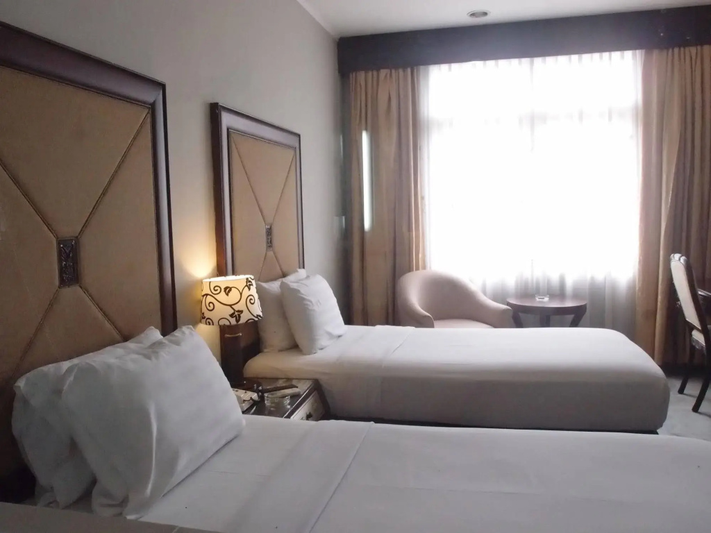 Johns Pardede International Hotel - Général