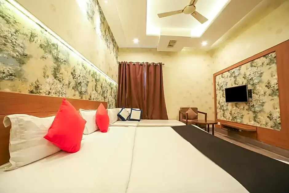 Gopinath The Grand - Chambres